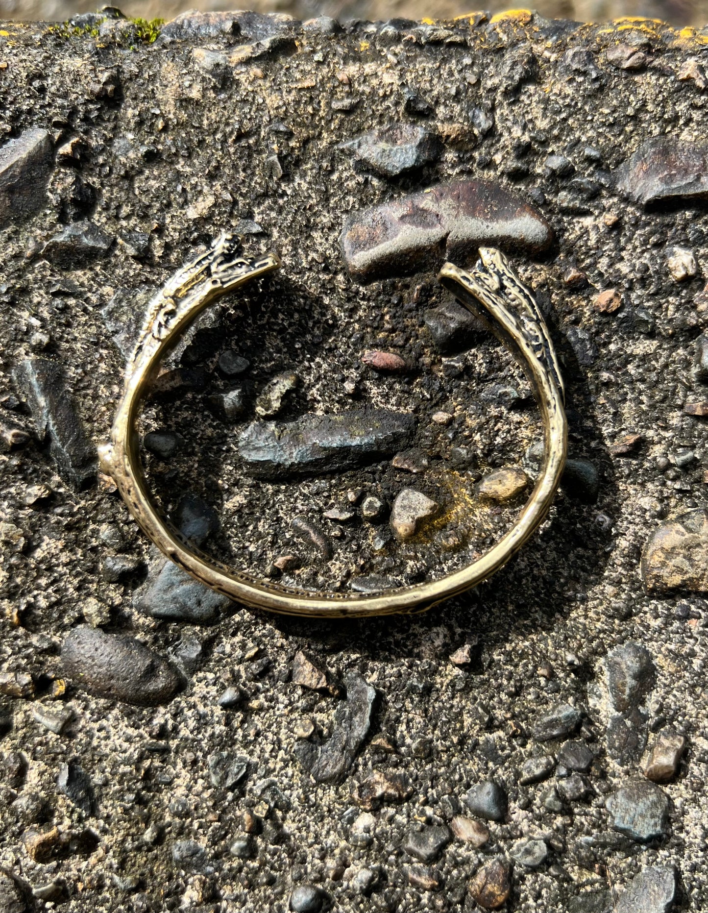 LAGARTIJO CUFF - BRASS