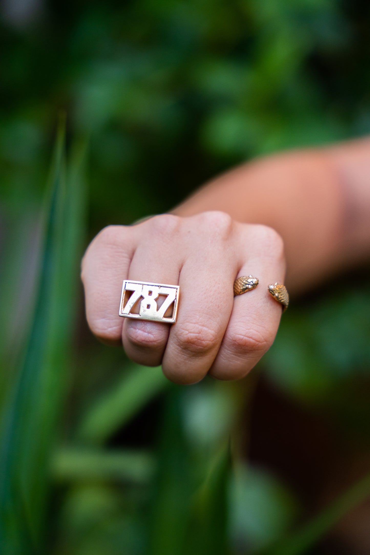 787 RING