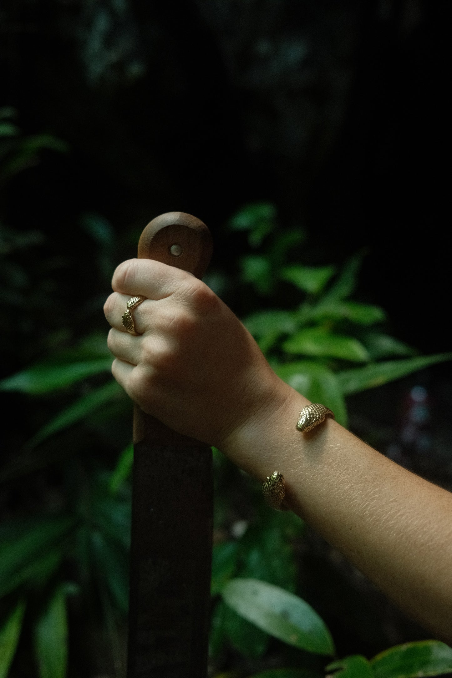 BOA RING - BRASS